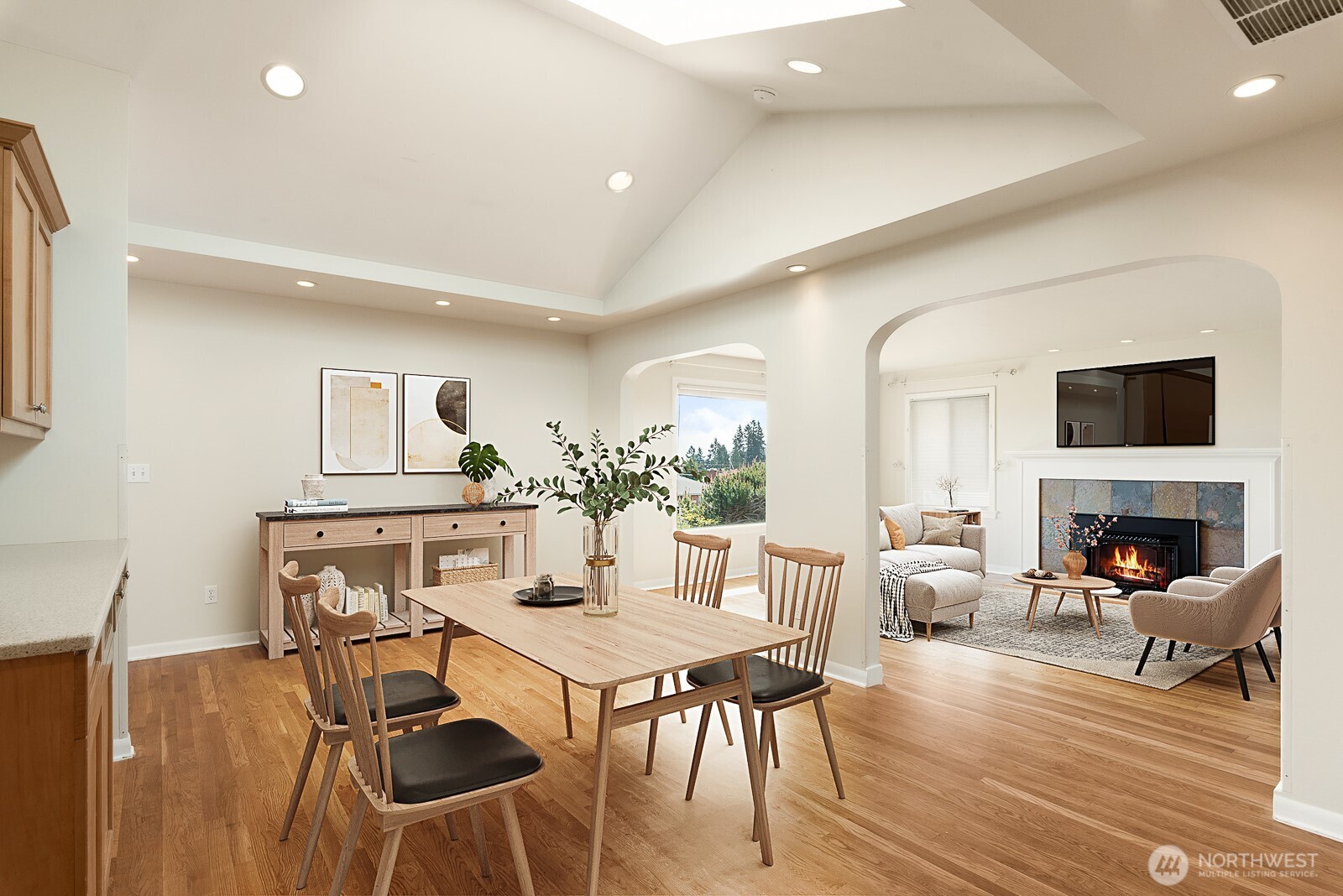 4832 Delaware Avenue Everett, WA 98203 - Photo 7 of 38