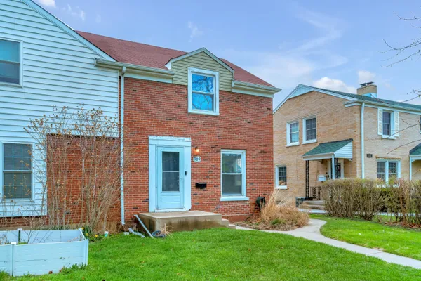 $189,000 | 309 Belden Place, Munster, IN 46321