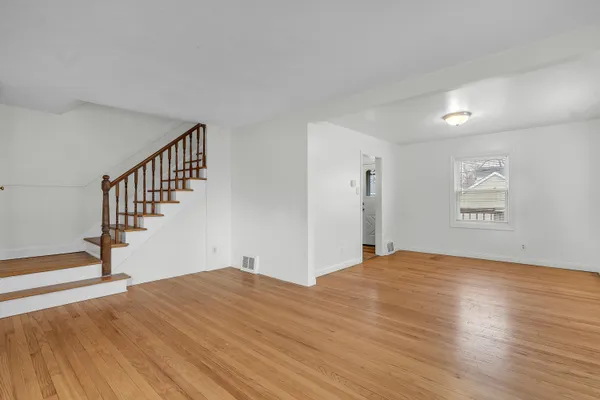 $189,000 | 309 Belden Place, Munster, IN 46321