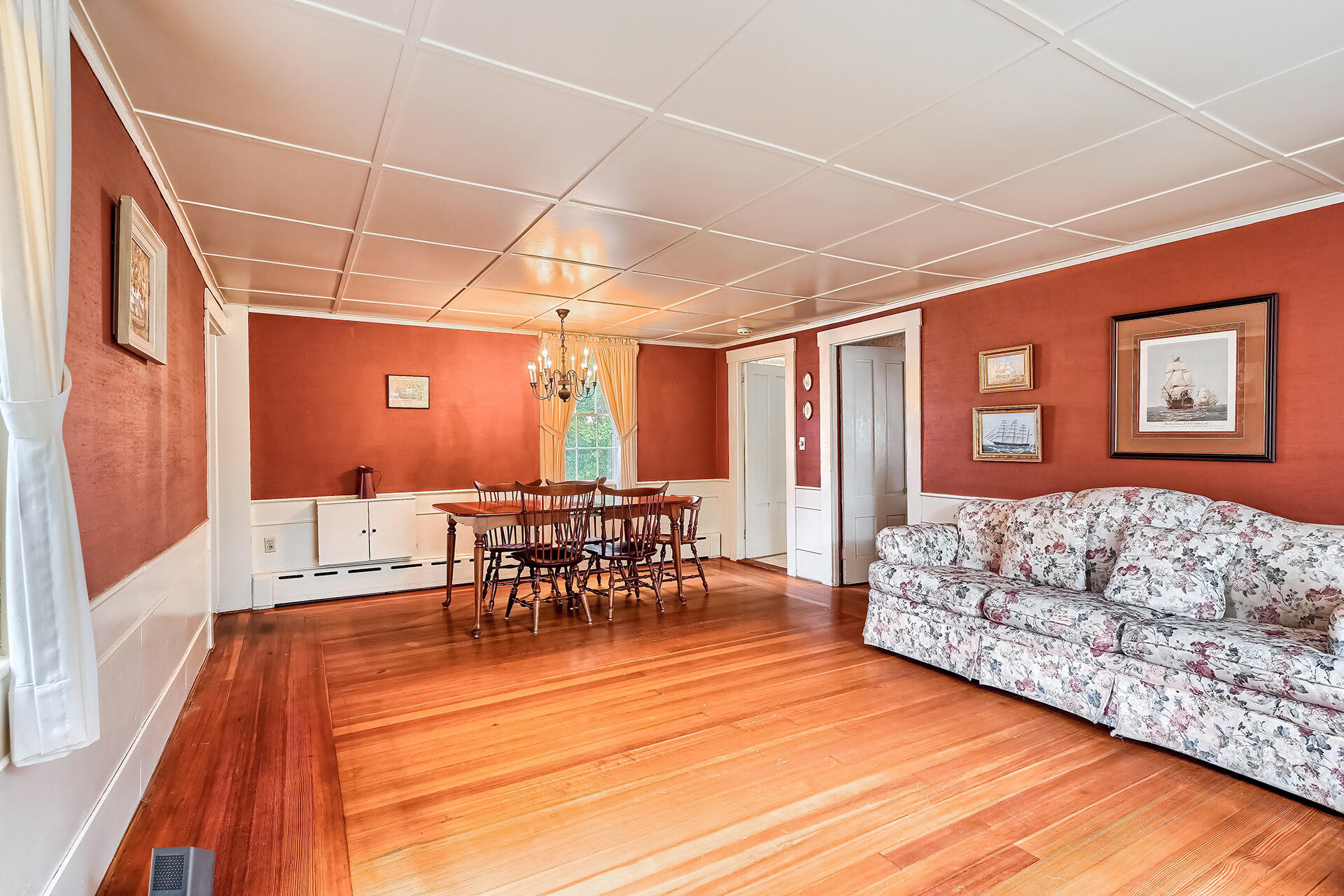 497 Main Street Centerville, MA 02632 - Photo 9 of 50 a living room with furniture and a table