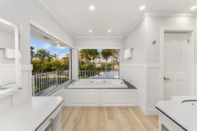 a view of a houses with outdoor space