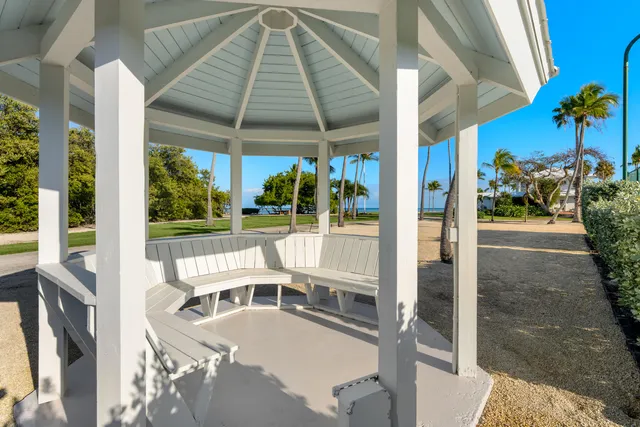 $29,500,000 | 79775 Overseas Highway, Islamorada, FL 33036