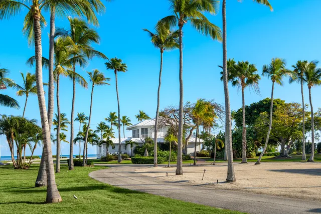 $29,500,000 | 79775 Overseas Highway, Islamorada, FL 33036