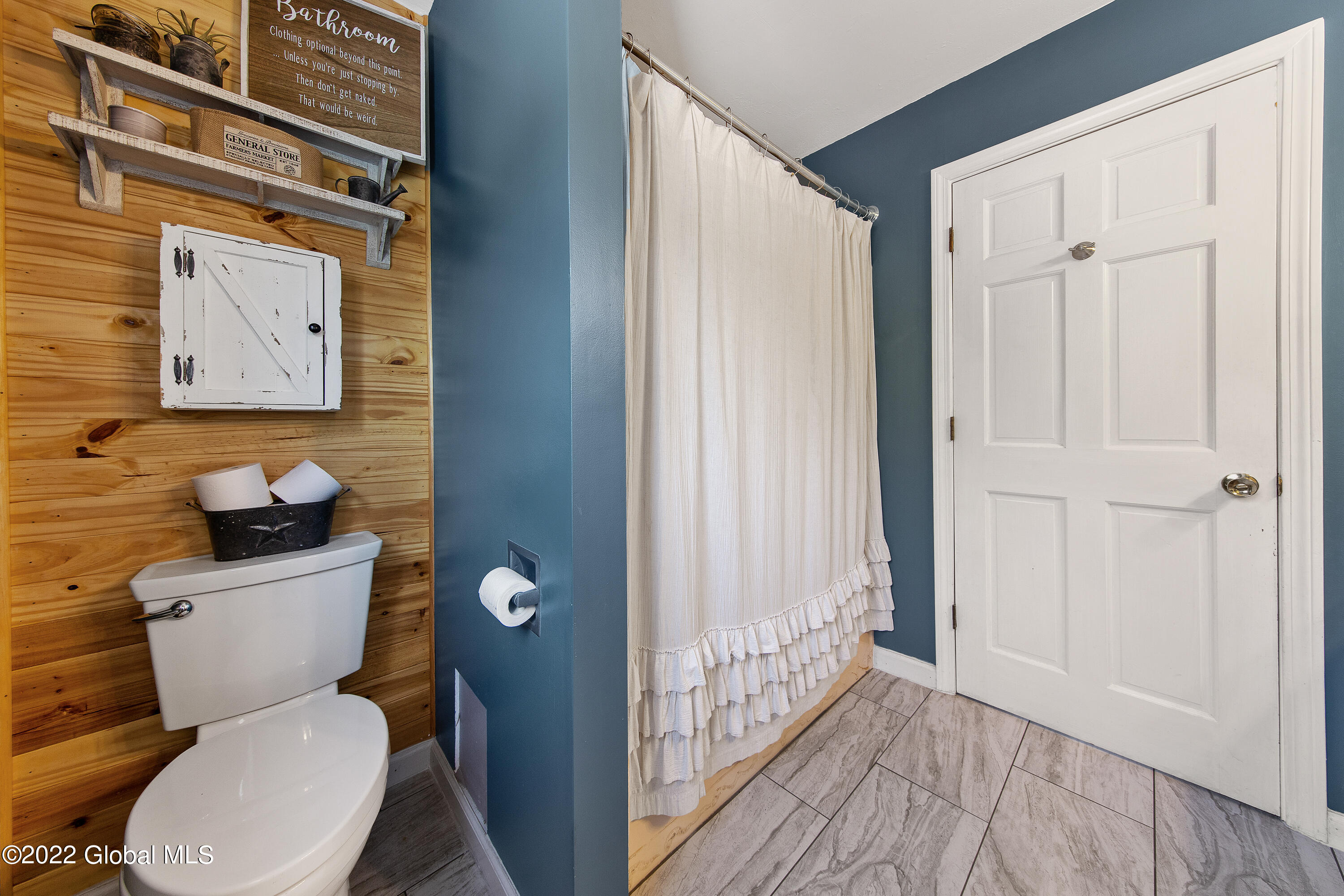 83 Stoddard Road Hampton, NY 12837 - Photo 13 of 64 1 (12)