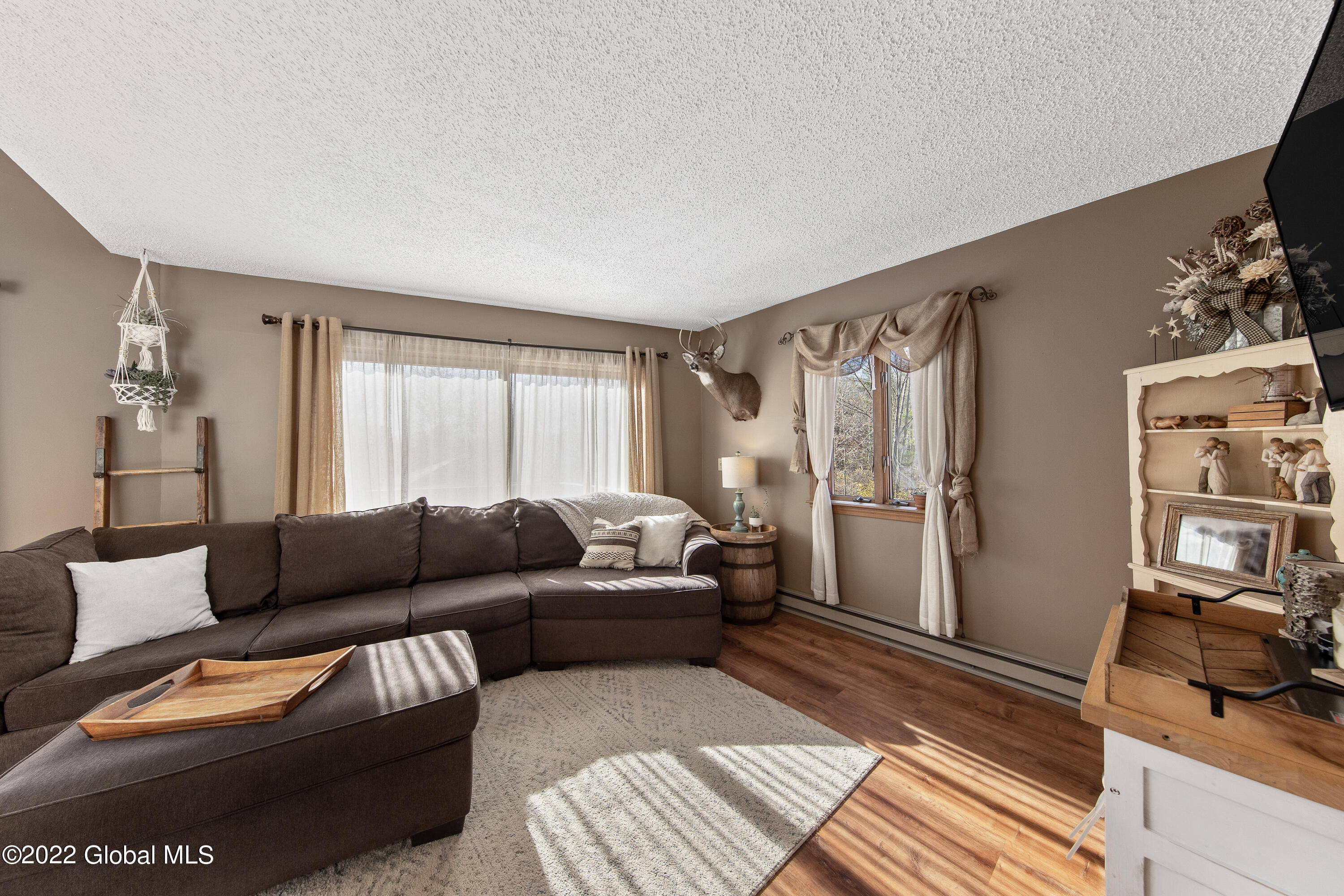 83 Stoddard Road Hampton, NY 12837 - Photo 14 of 64 1 (13)