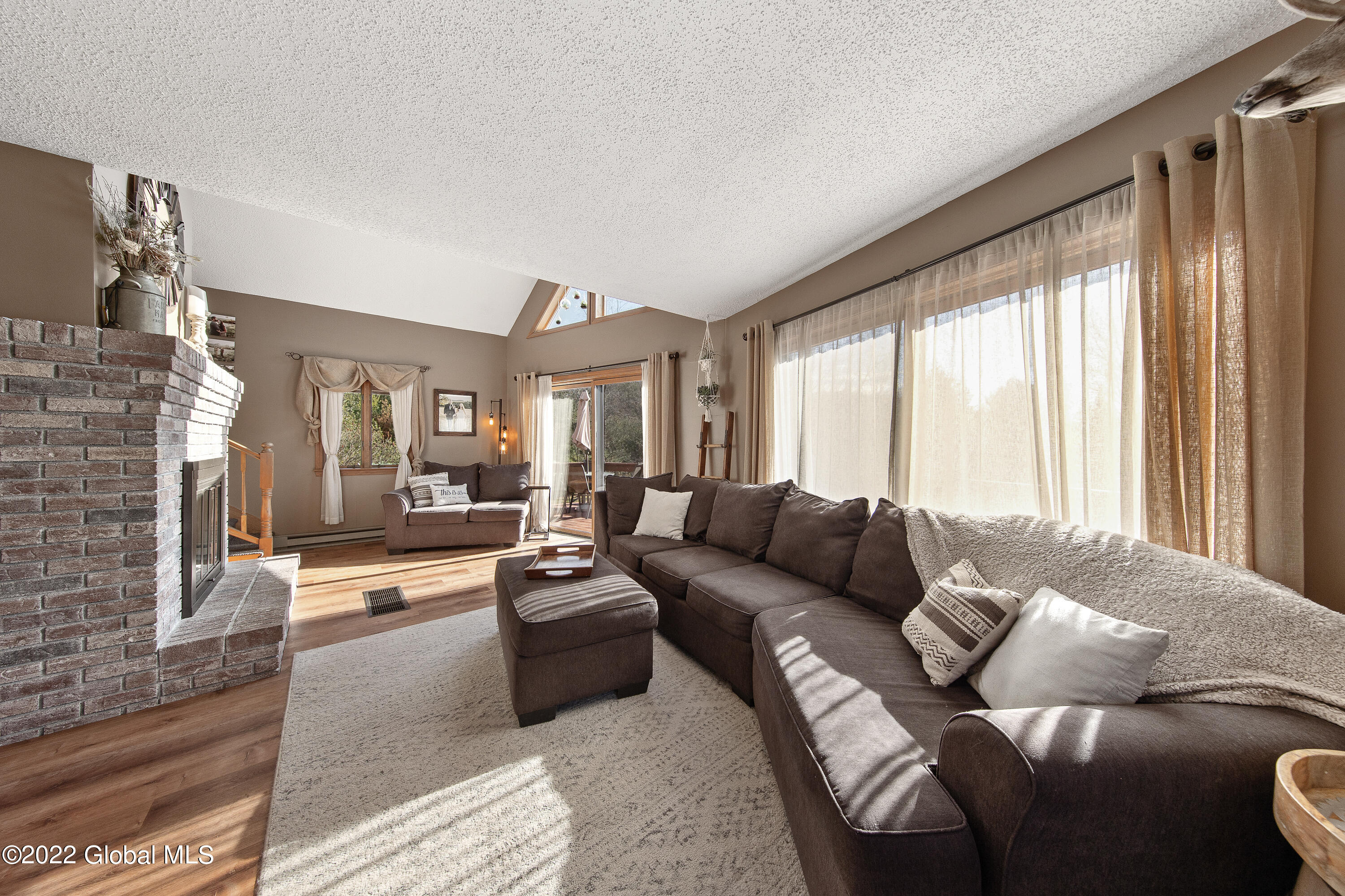 83 Stoddard Road Hampton, NY 12837 - Photo 15 of 64 1 (14)