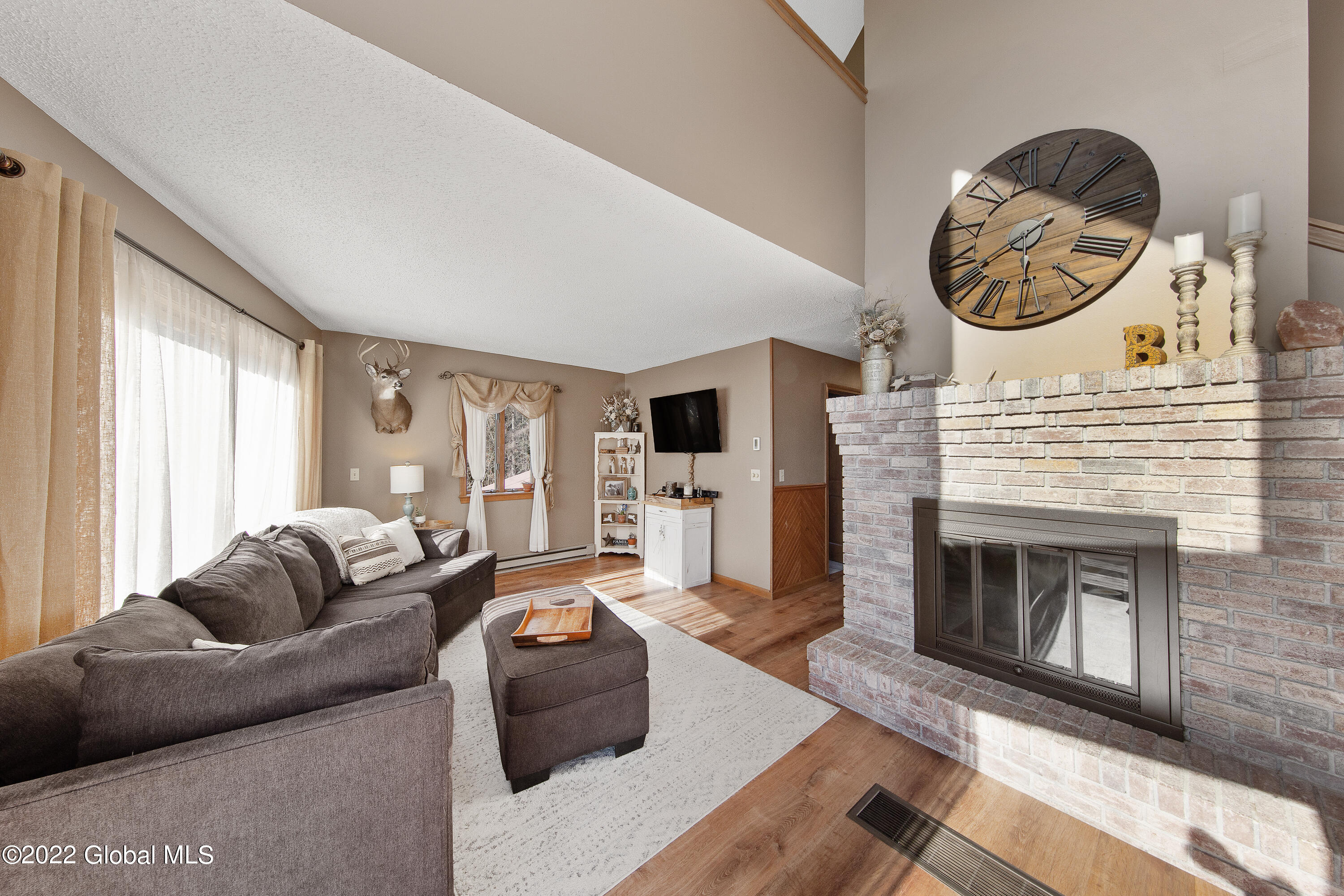 83 Stoddard Road Hampton, NY 12837 - Photo 16 of 64 1 (15)