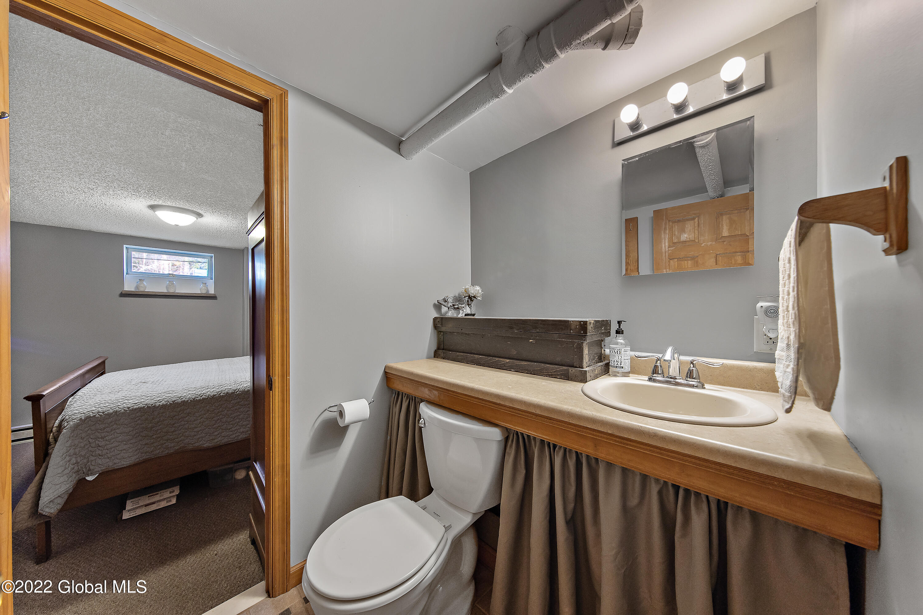 83 Stoddard Road Hampton, NY 12837 - Photo 24 of 64 1 (23)