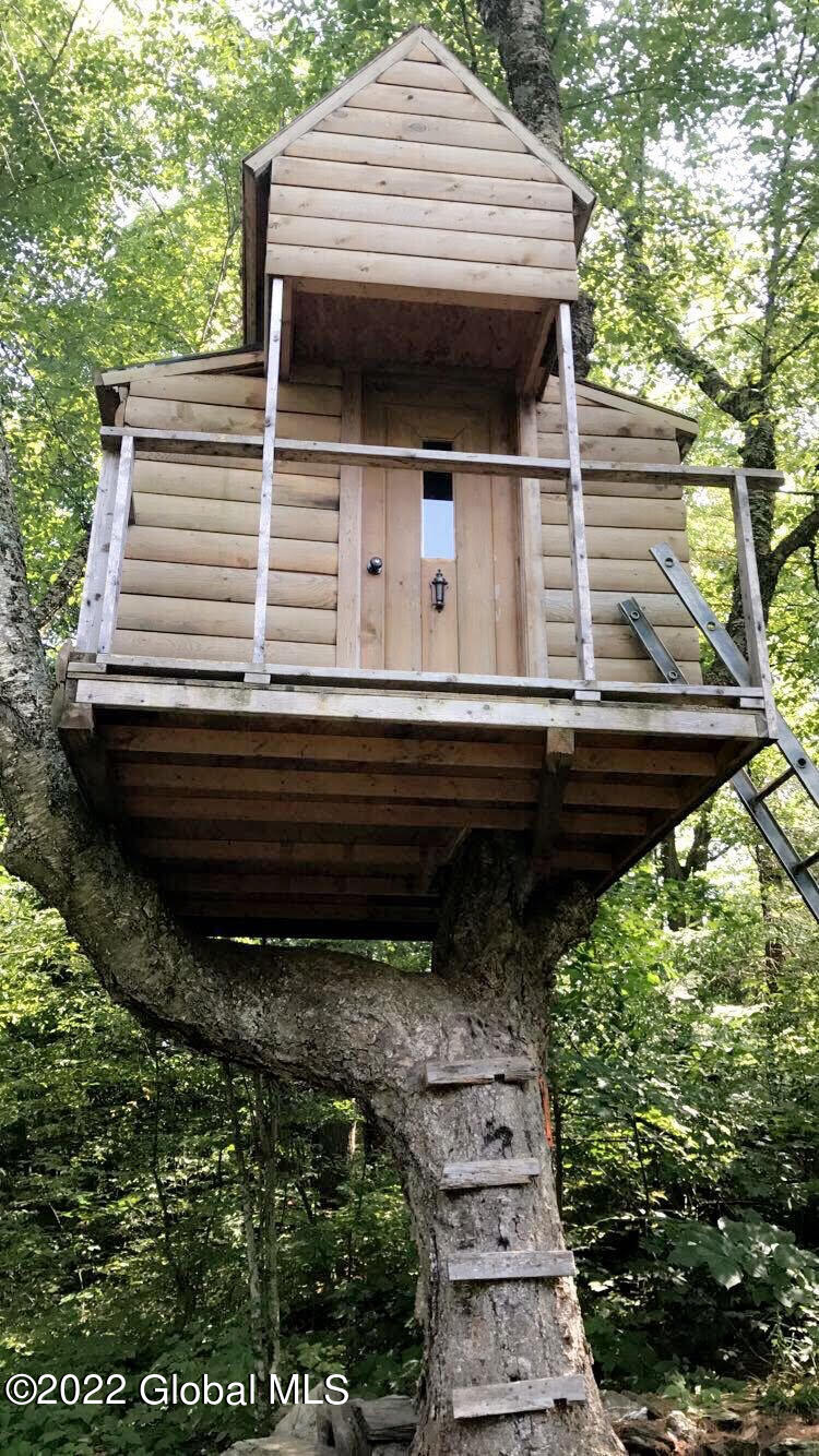 83 Stoddard Road Hampton, NY 12837 - Photo 33 of 64 unnamed (2)