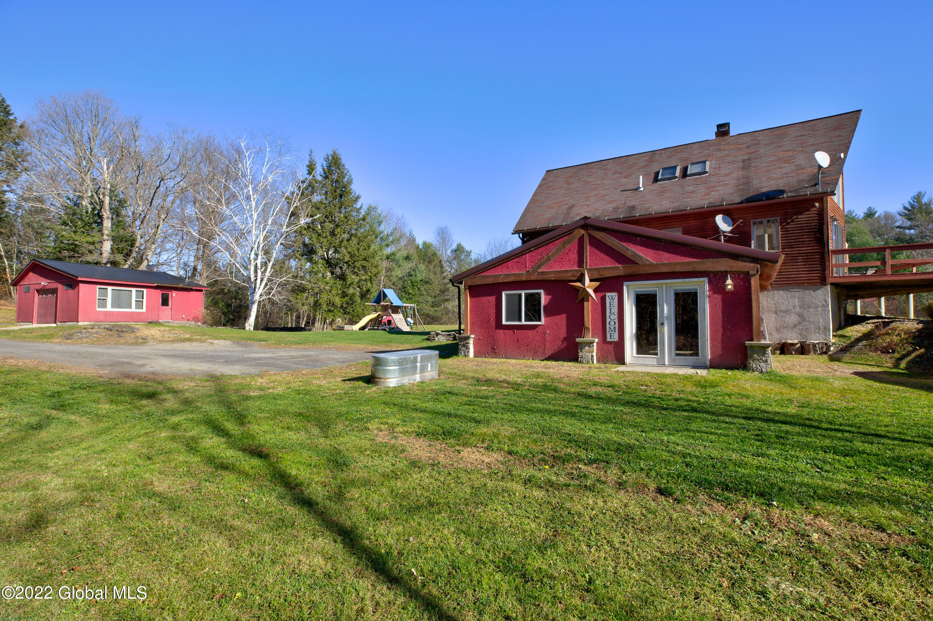 83 Stoddard Road Hampton, NY 12837 - Photo 37 of 64 1 (34)