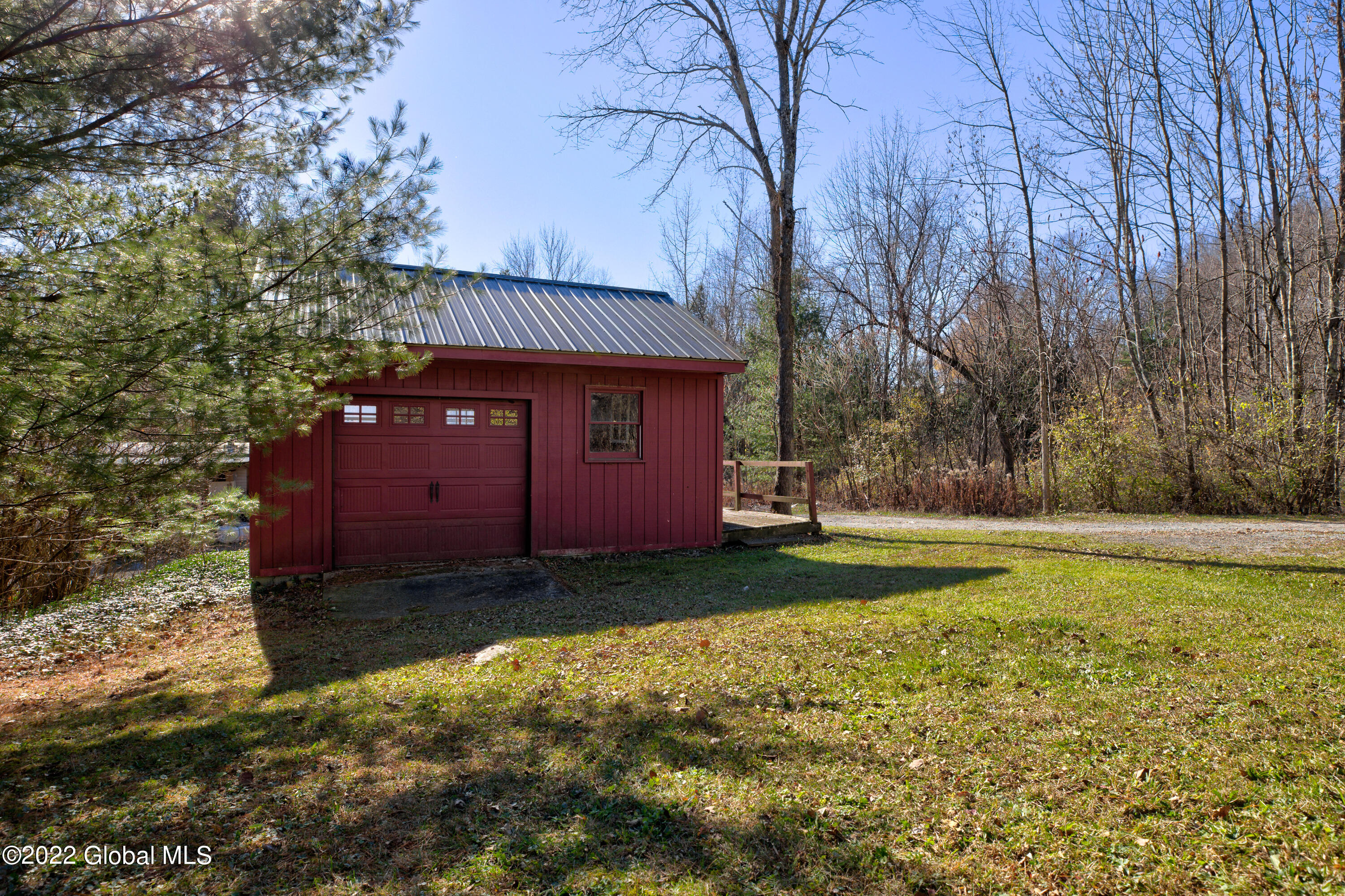 83 Stoddard Road Hampton, NY 12837 - Photo 49 of 64 1 (46)