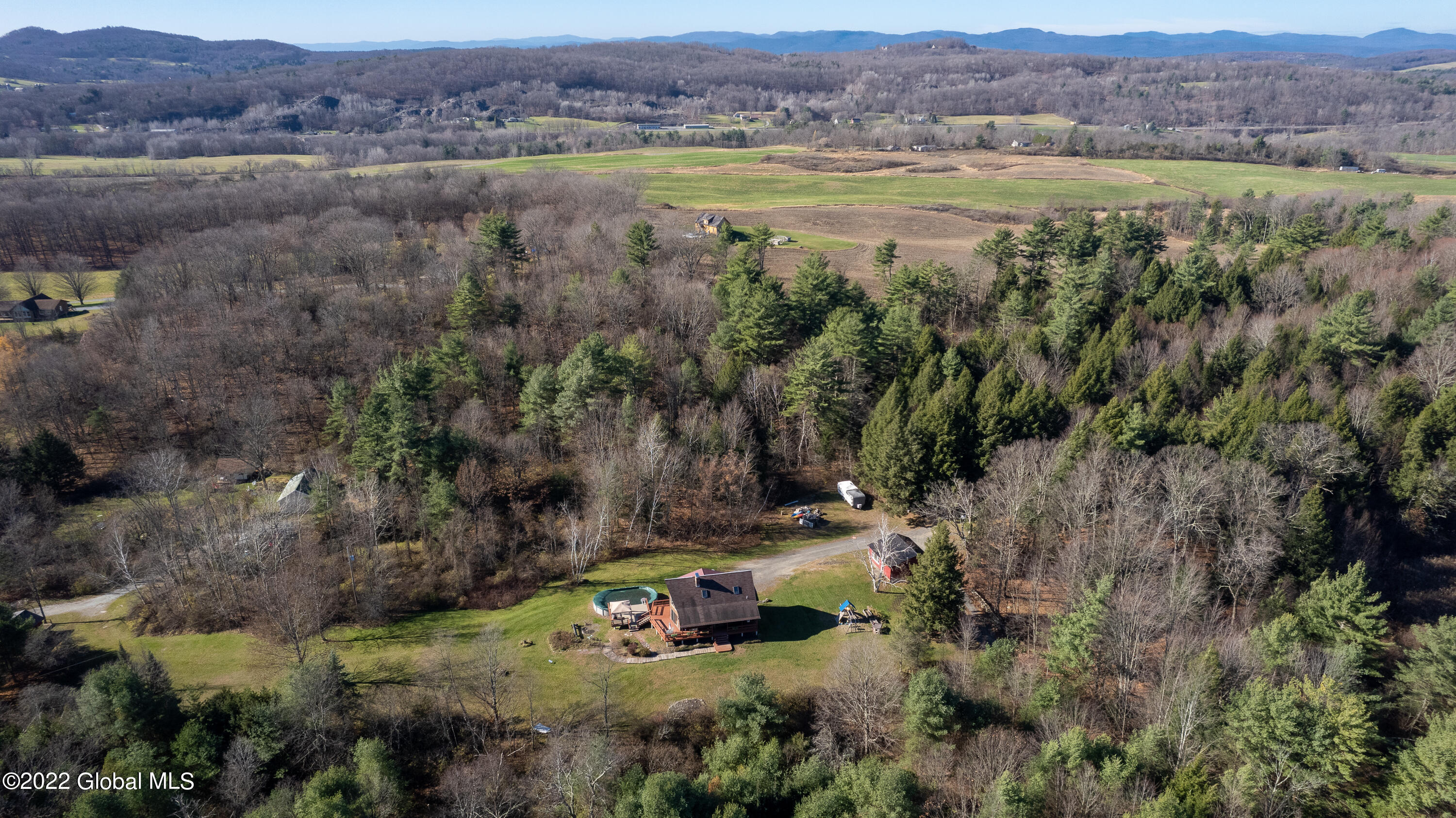 83 Stoddard Road Hampton, NY 12837 - Photo 59 of 64 1 (56)