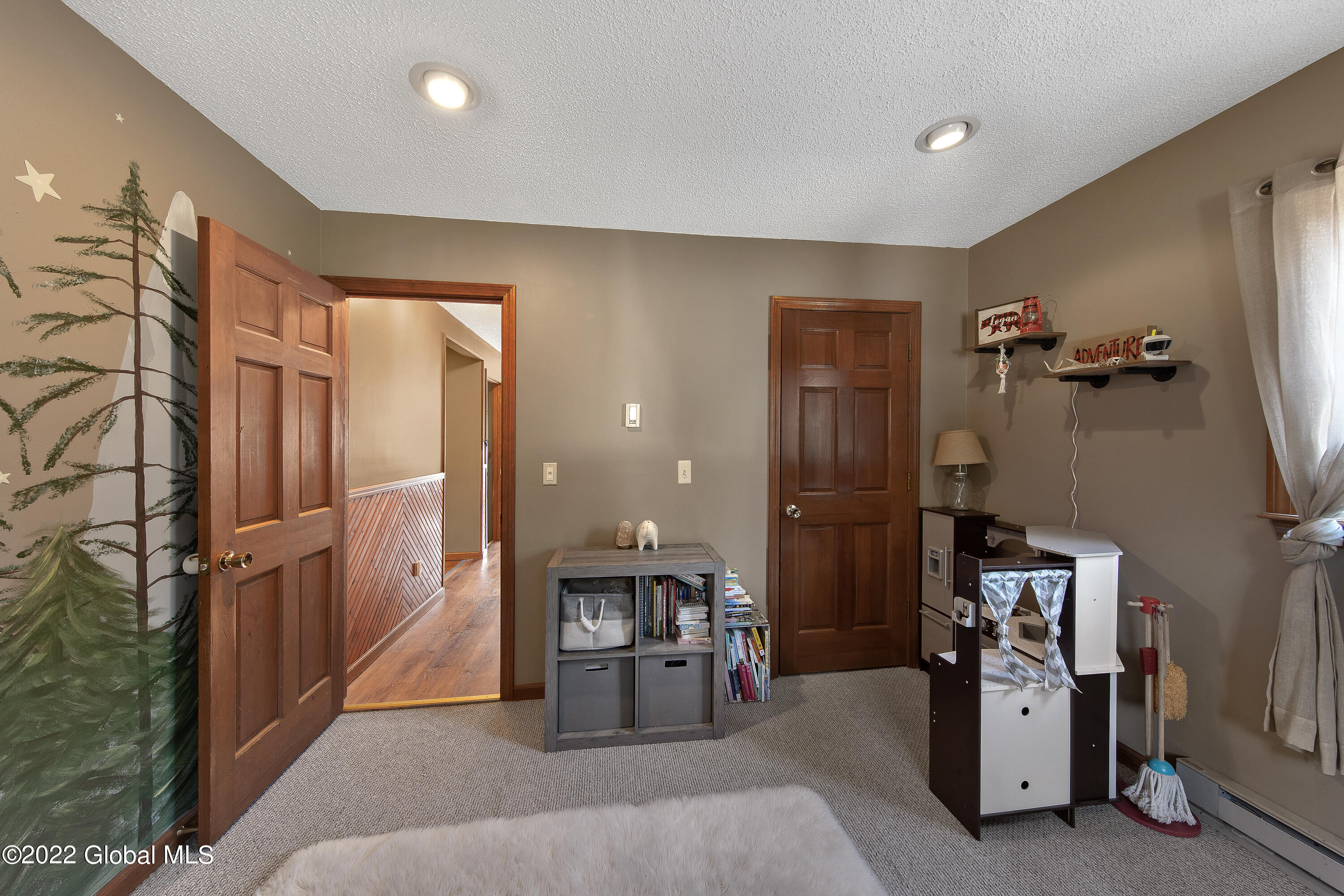 83 Stoddard Road Hampton, NY 12837 - Photo 10 of 64 1 (9)