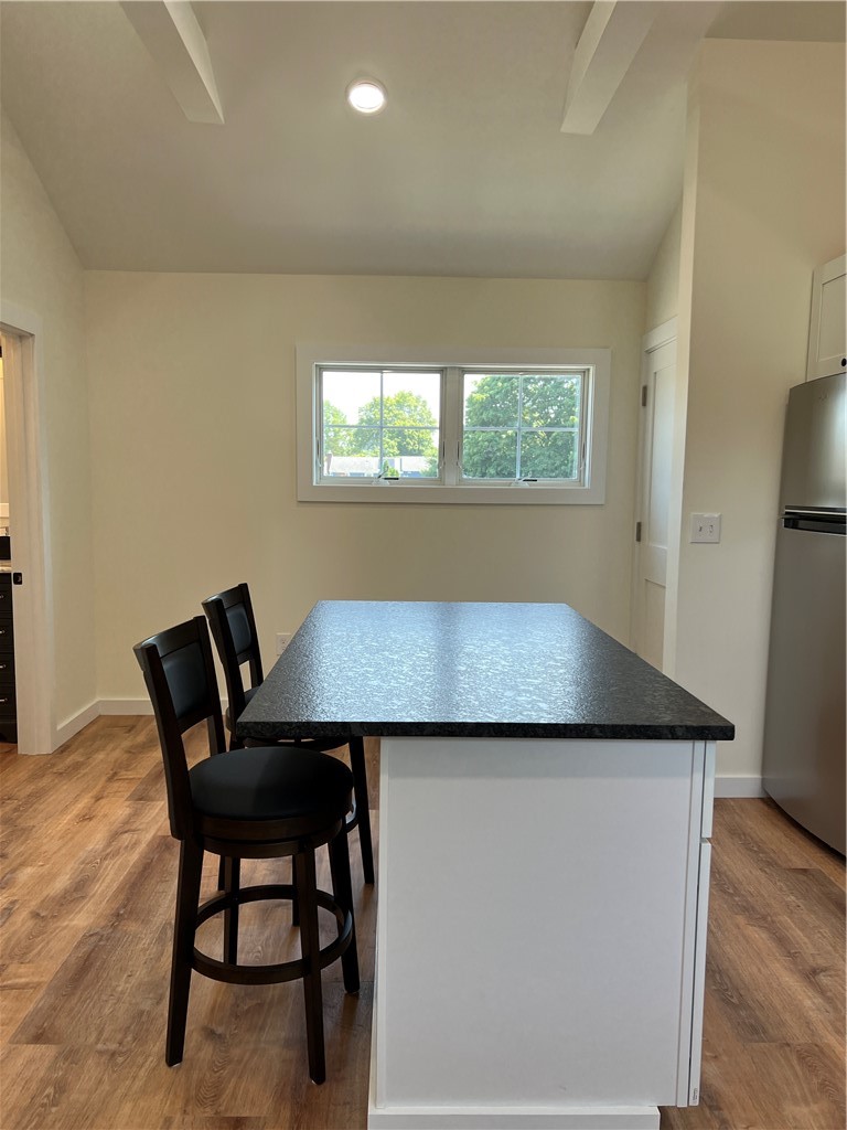 21 Murphy Circle, Unit B Middletown, RI 02842 - Photo 4 of 18 Gallery Image 4