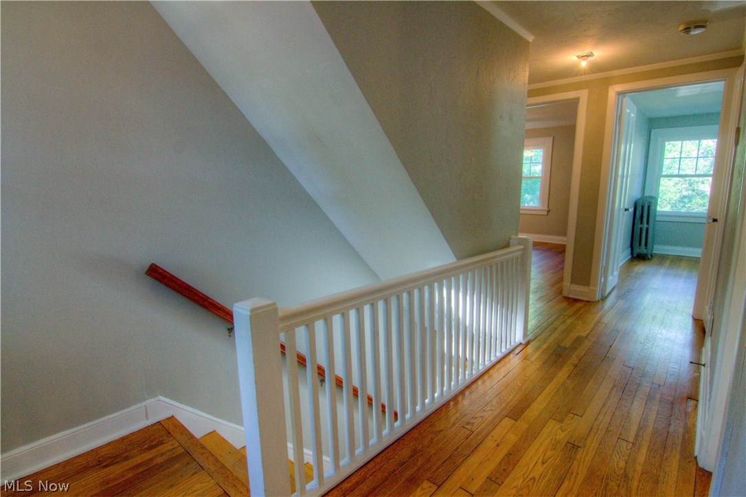 2240 Maplewood Road Cleveland, OH 44118 - Photo 17 of 27