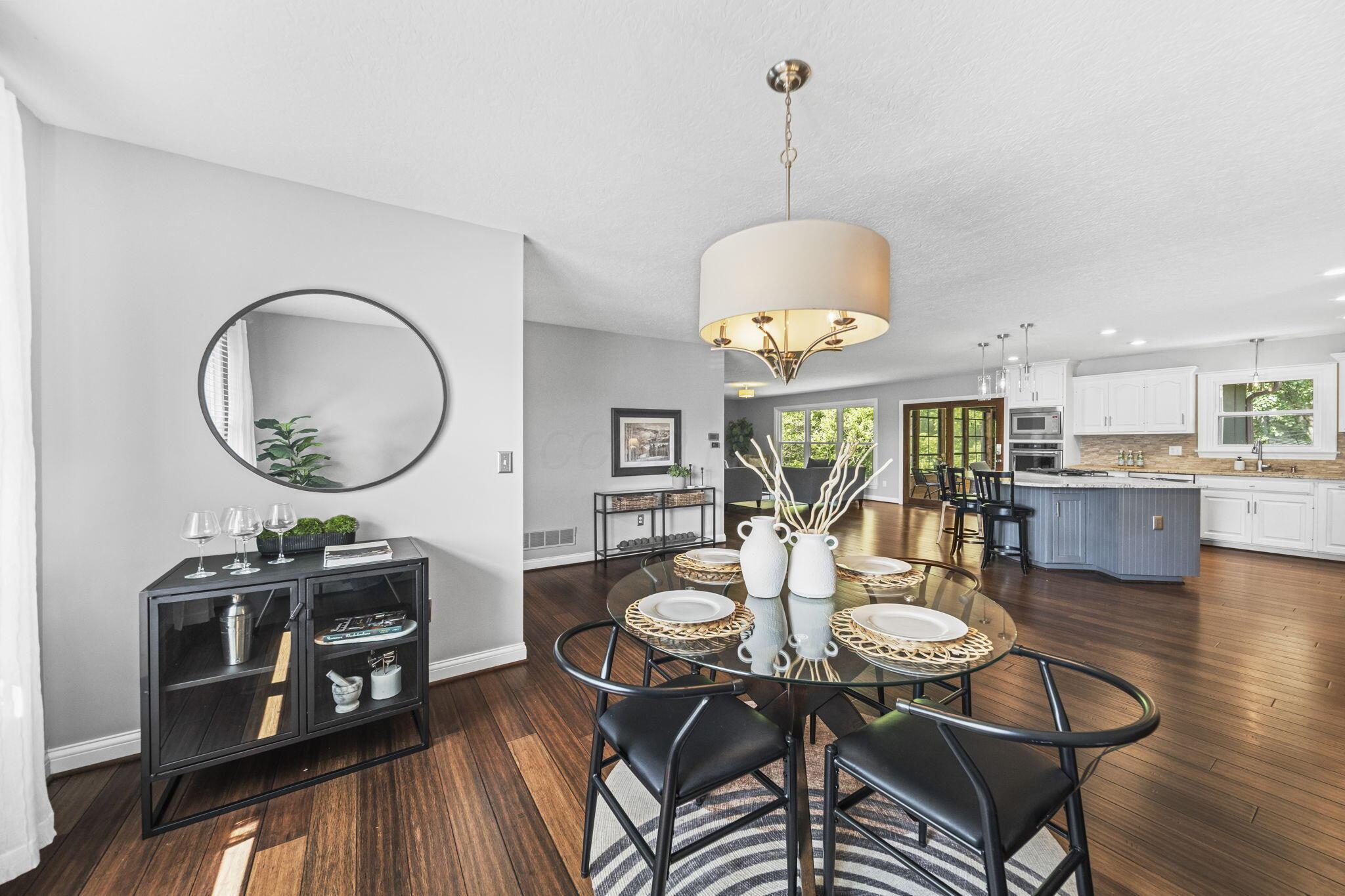 9670 Concord Road Dublin, OH 43017 - Photo 16 of 70 Dining Room