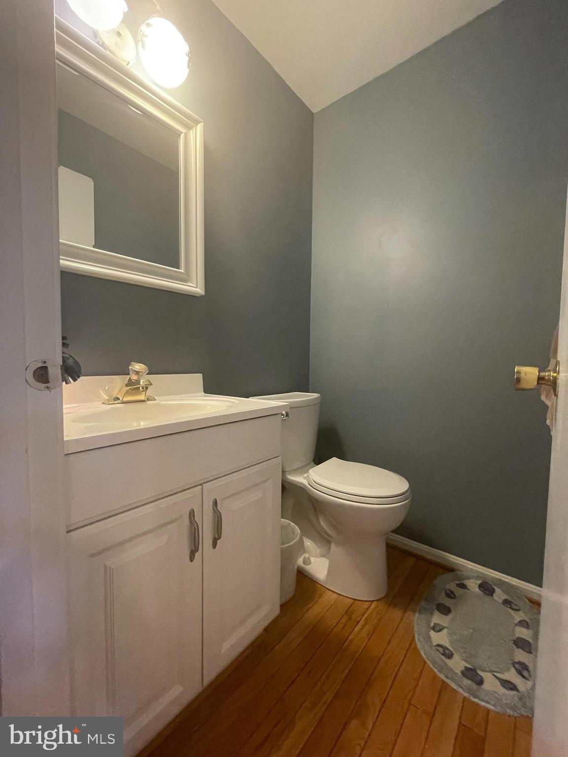 9218 Setter Place Springfield, VA 22153 - Photo 12 of 34 Half Bath on Main Level