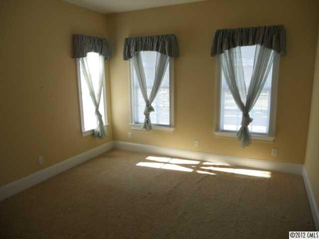 19912 Davidson-Concord Road Davidson, NC 28036 - Photo 10 of 16 Gallery Image 10