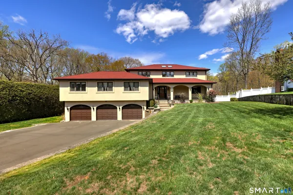 $679,000 | 39 Visconti Drive, Naugatuck, CT 06770