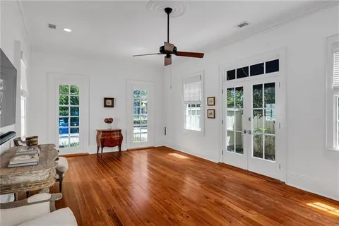 $950,000 | 424 Calhoun Street, New Orleans, LA 70118
