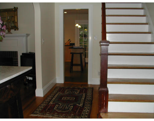 19 Normandy Road Newton, MA 02466 - Photo 3 of 15