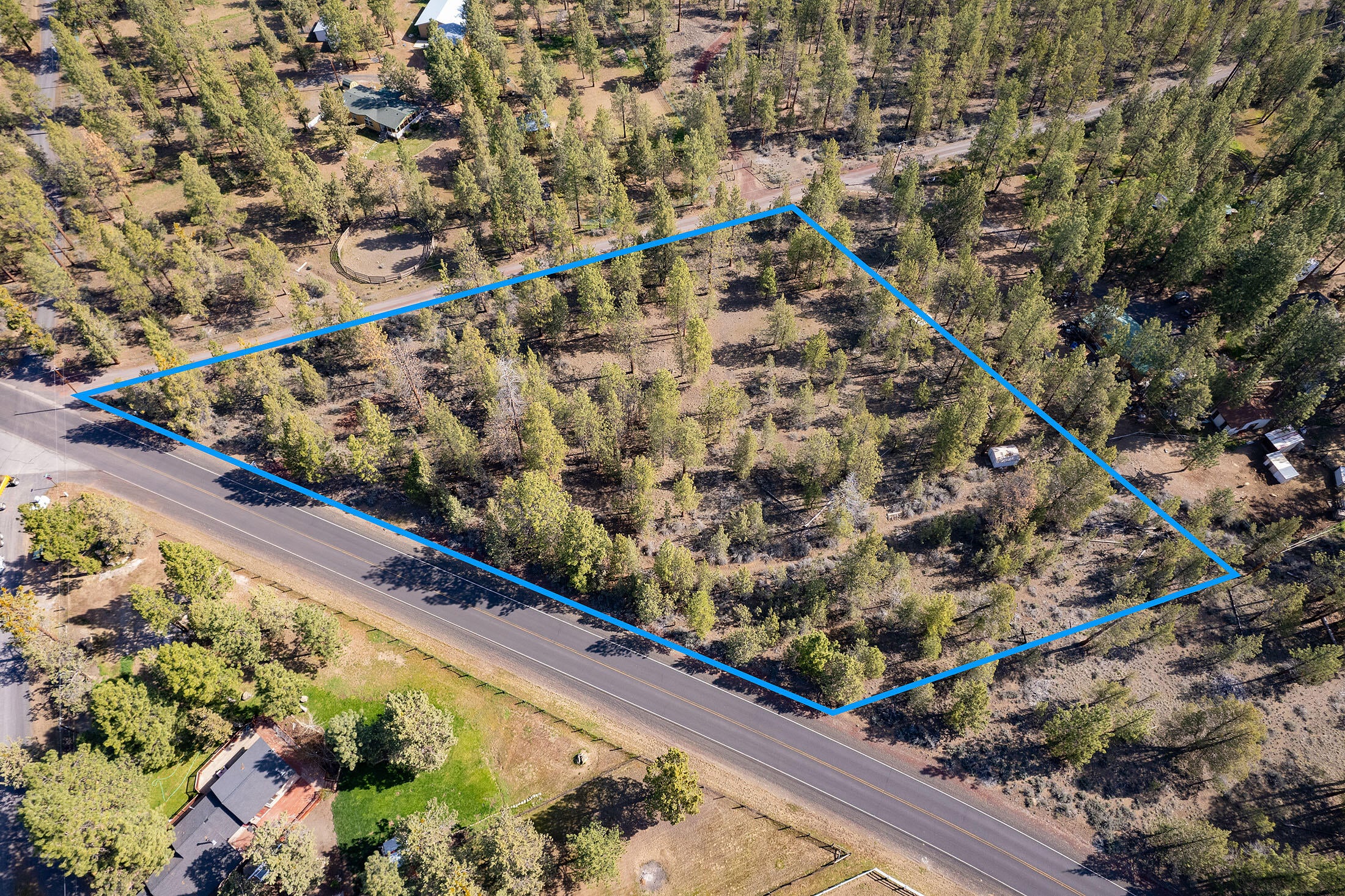 67296 Harrington Loop Road Bend, OR 97703 - Photo 6 of 54 67296 Harrington Loop aerial b_0095