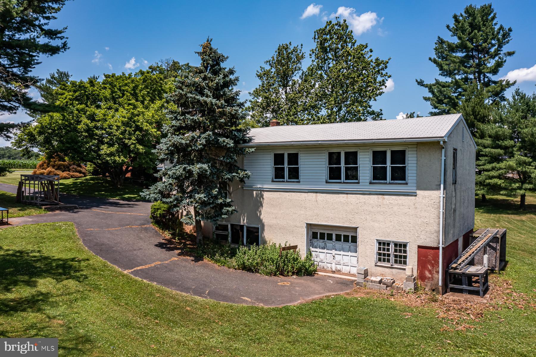 261 Cowpath Road Souderton, PA 18964 - Photo 11 of 31 Outbuilding #1 w/lower garage & workshop