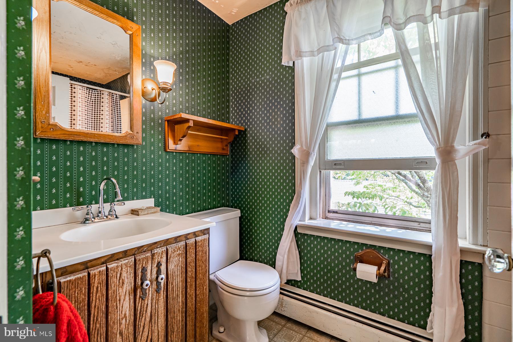 261 Cowpath Road Souderton, PA 18964 - Photo 17 of 31 Hall Bathroom