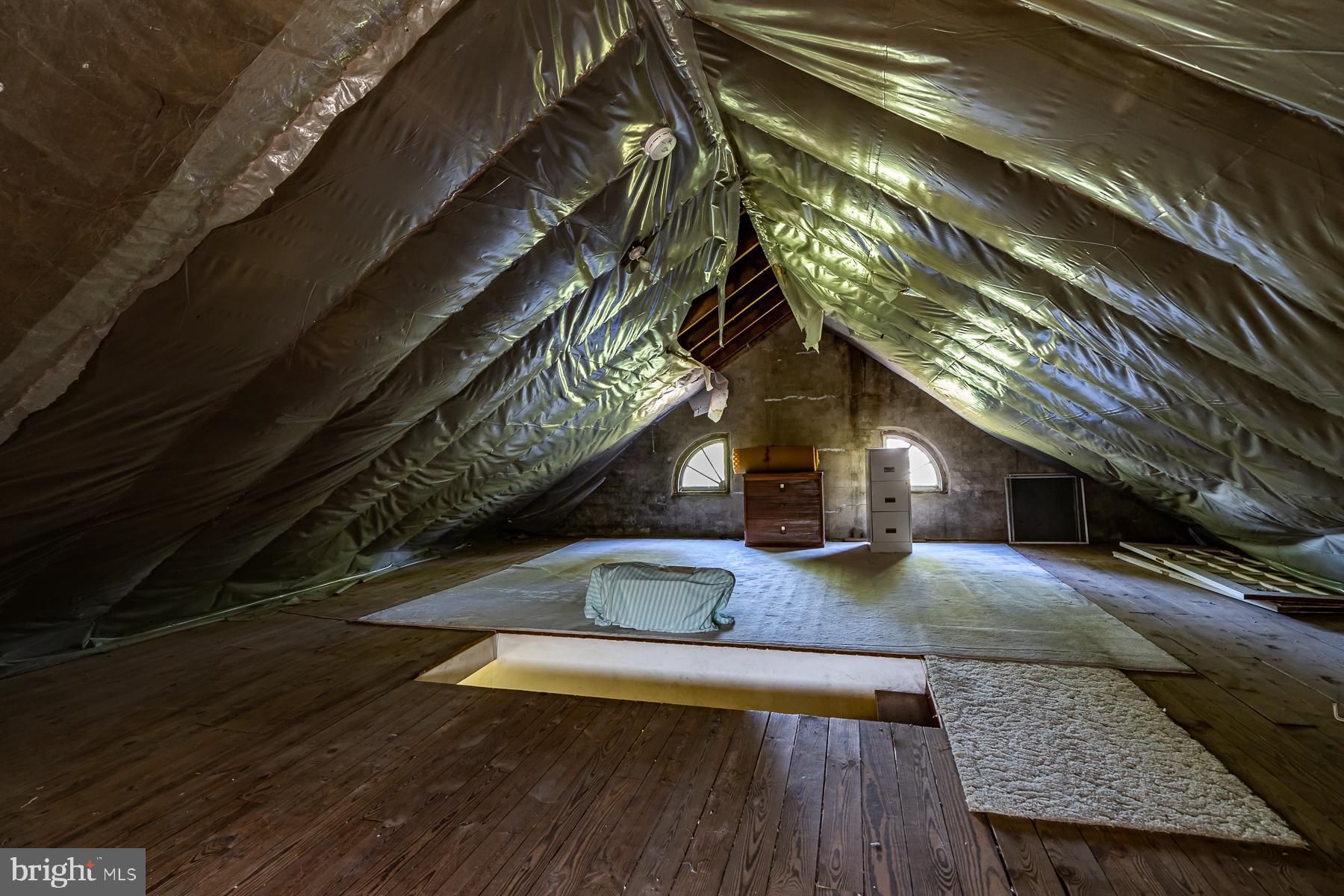 261 Cowpath Road Souderton, PA 18964 - Photo 19 of 31 Walk up attic