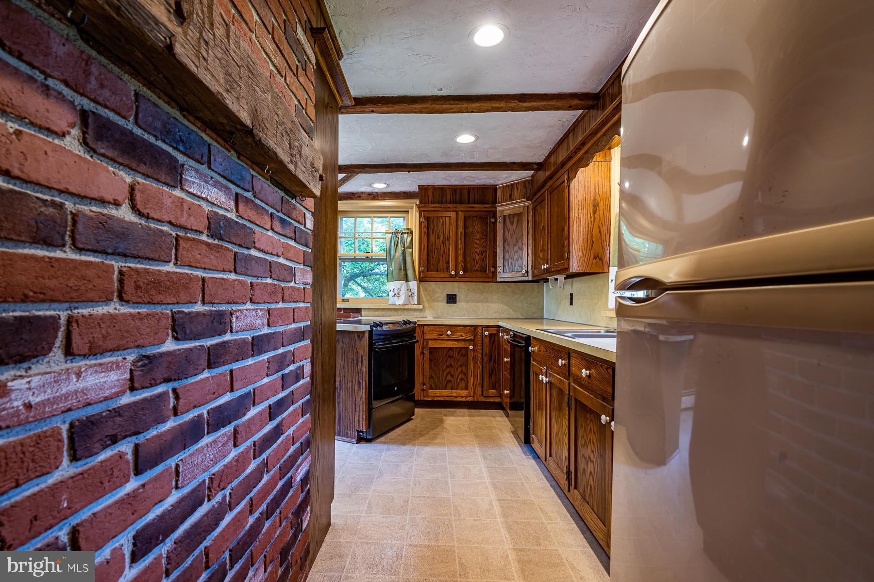 261 Cowpath Road Souderton, PA 18964 - Photo 28 of 31 Kitchen