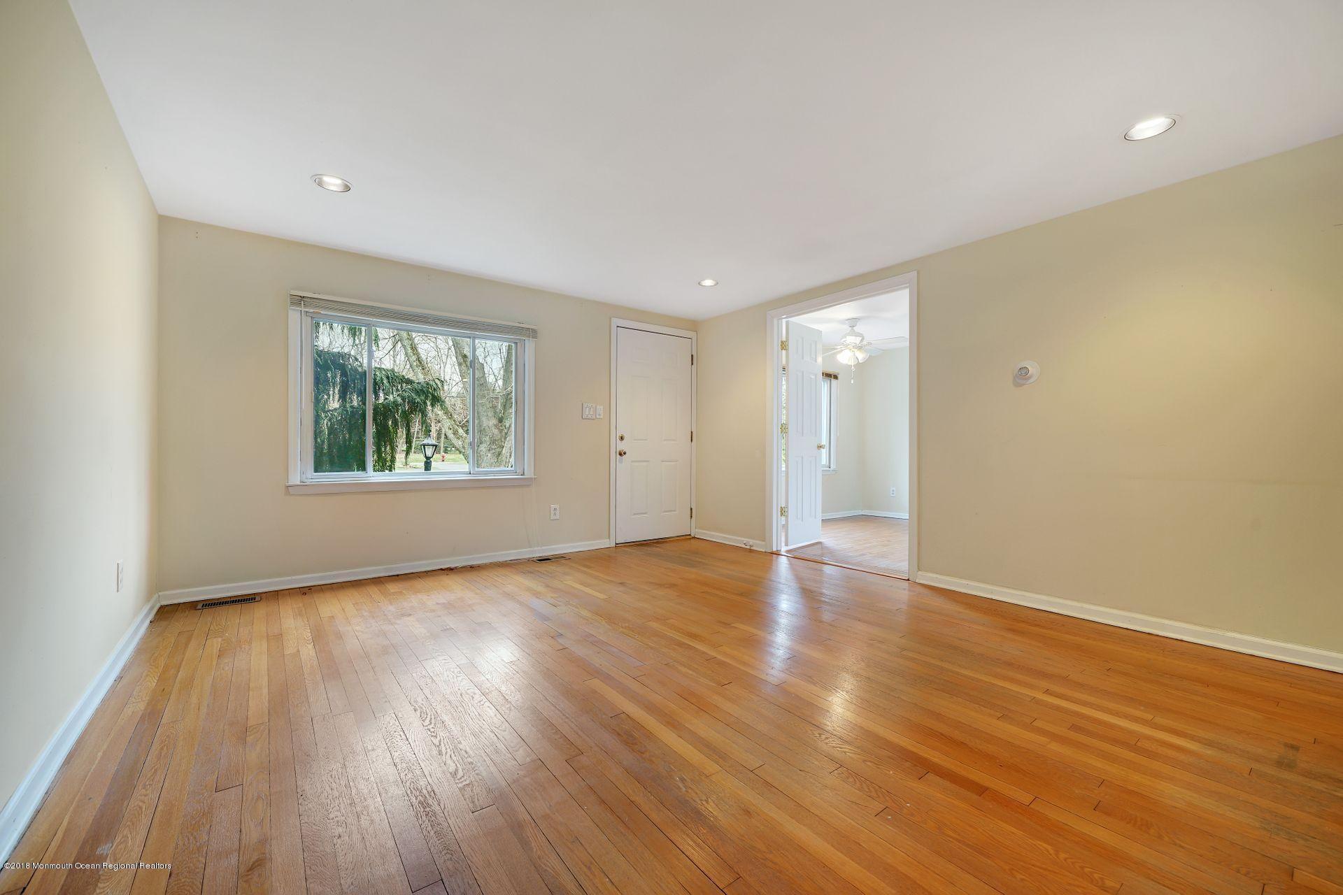 1622 Tiltons Corner Road Wall, NJ 07719 - Photo 14 of 33 17