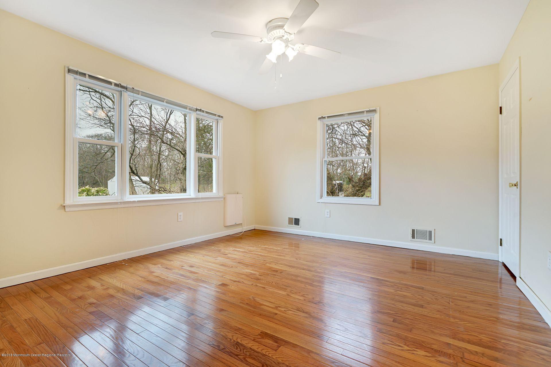 1622 Tiltons Corner Road Wall, NJ 07719 - Photo 21 of 33 31