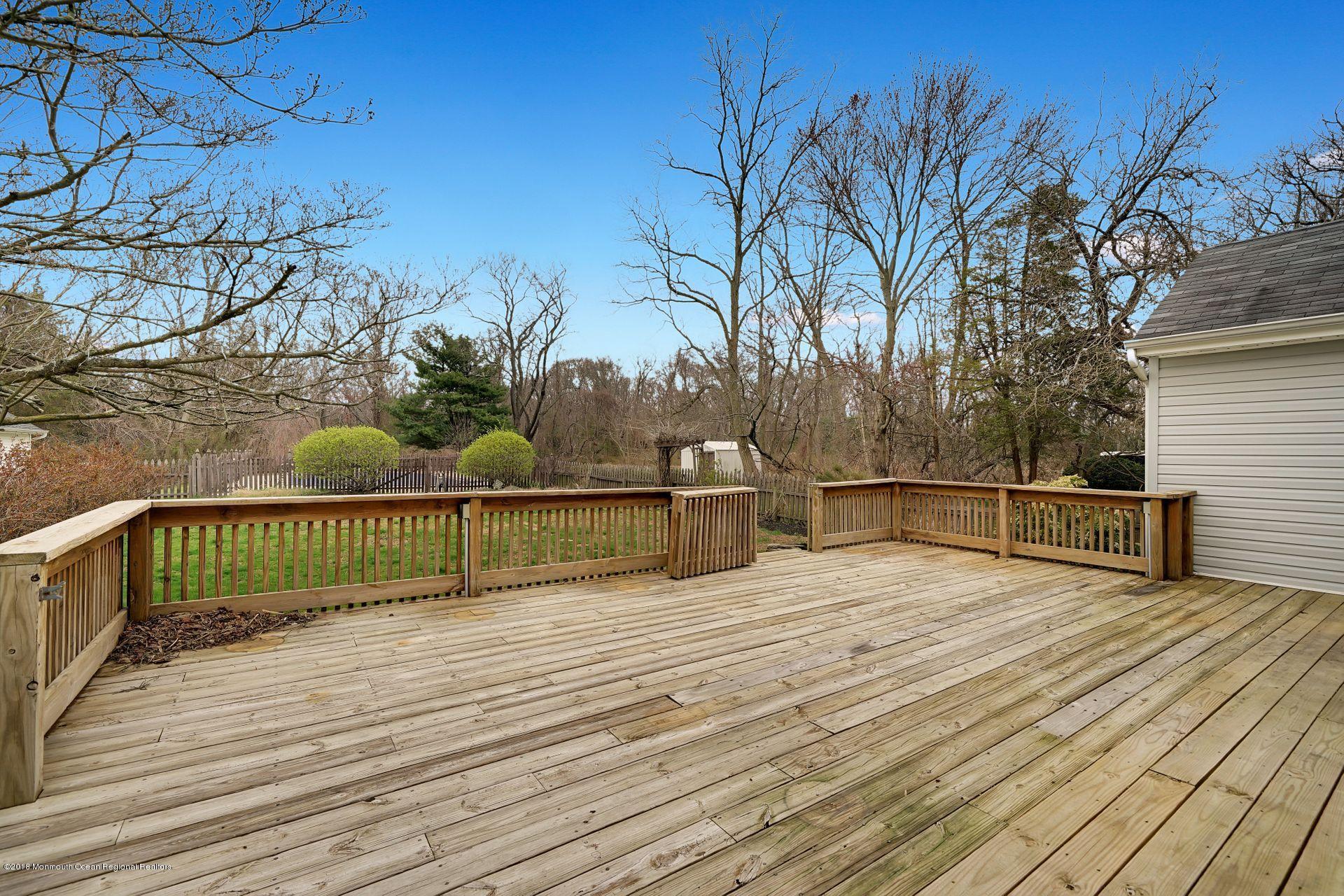 1622 Tiltons Corner Road Wall, NJ 07719 - Photo 25 of 33 36