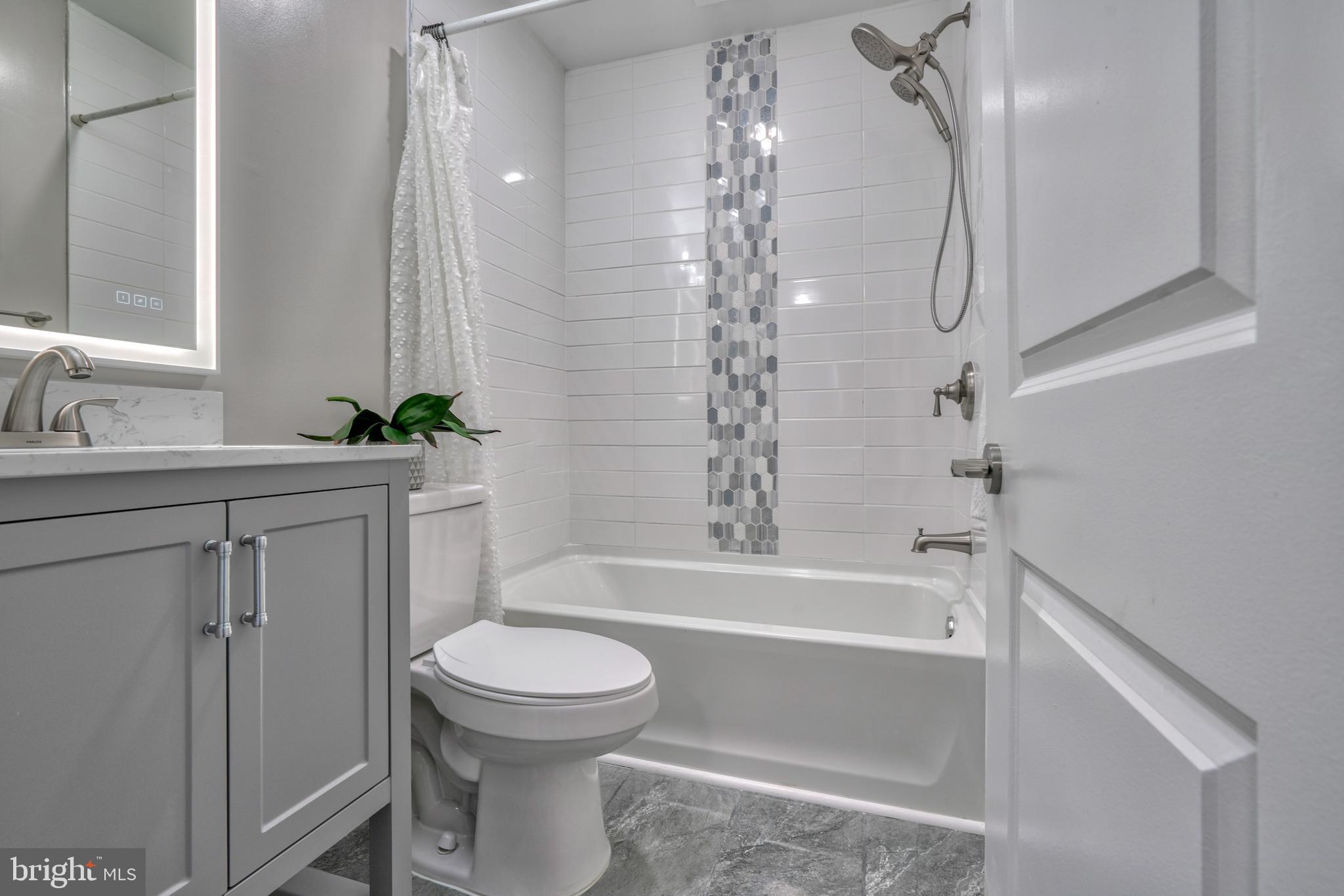 4240 Falls Road Baltimore, MD 21211 - Photo 15 of 40 Gallery Image 15