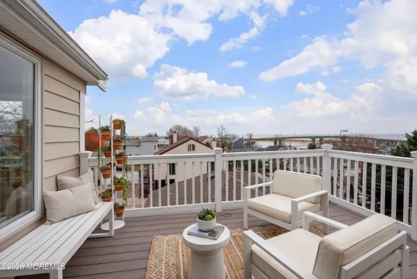 $950,000 | 75 Portland Road, Highlands, NJ 07732