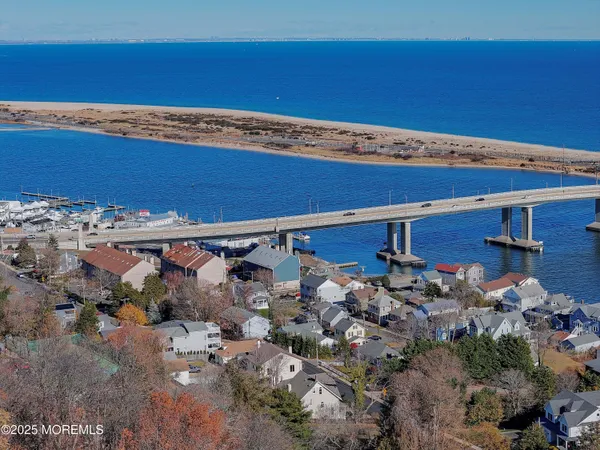 $950,000 | 75 Portland Road, Highlands, NJ 07732