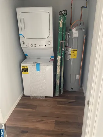 $2,300 | 733 Anderson Avenue, Unit 3, Cliffside Park, NJ 07010