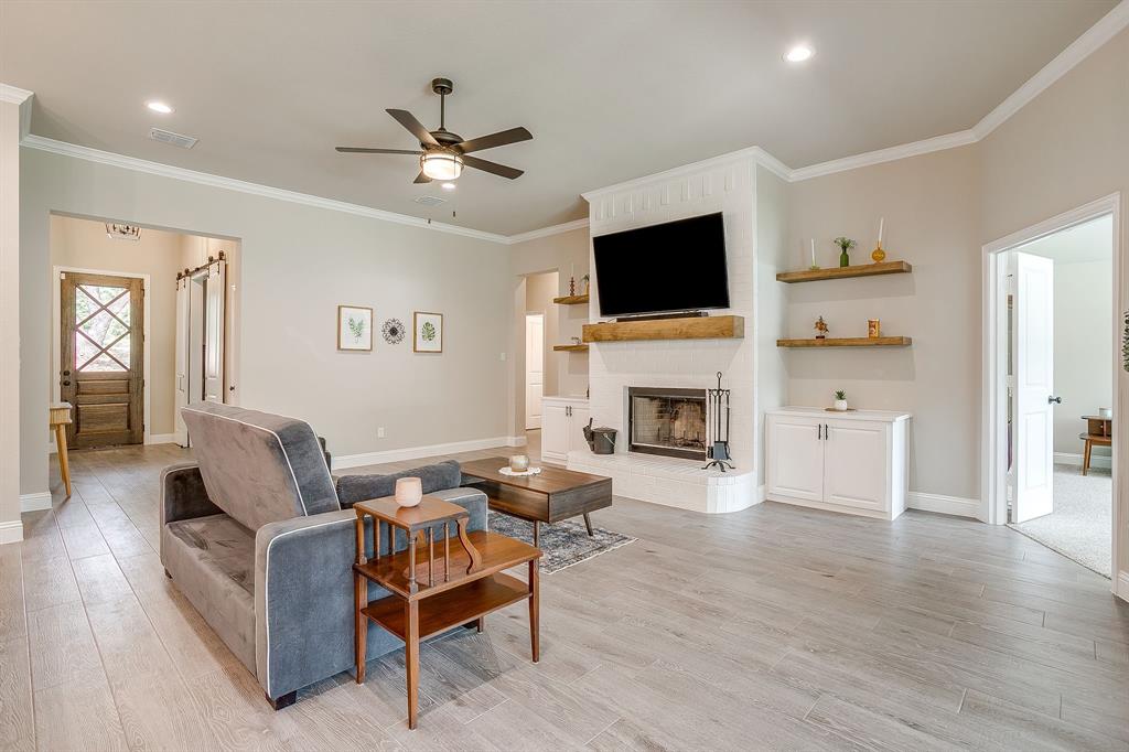 350 Red Top Road Poolville, TX 76487 - Photo 13 of 40