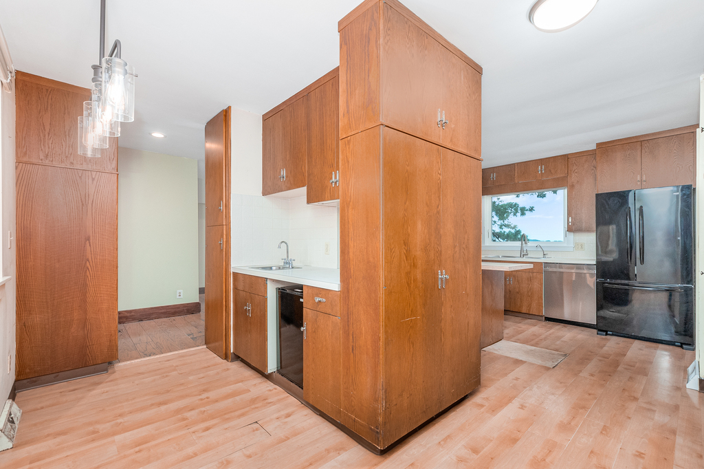 16071 Walker Road Newark, IL 60541 - Photo 12 of 41 a kitchen with stainless steel appliances a refrigerator and a stove