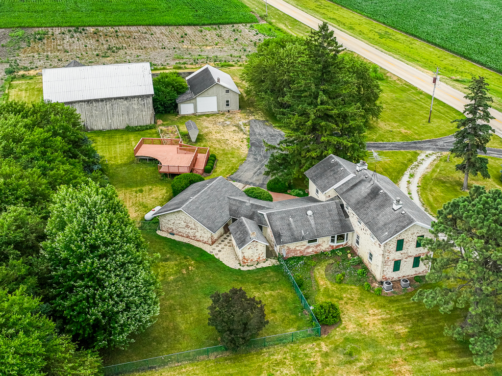 16071 Walker Road Newark, IL 60541 - Photo 39 of 41 an aerial view of a house with garden space ocean view