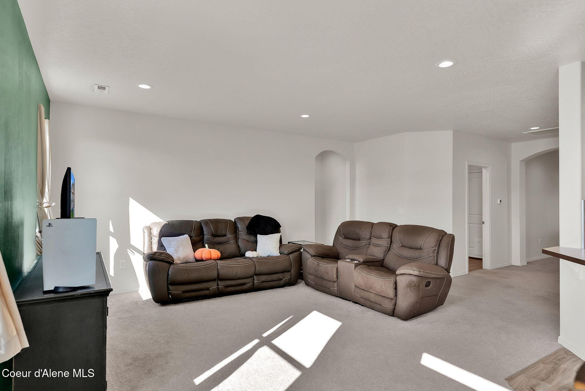 16167 North Hadley Loop Rathdrum, ID 83858 - Photo 21 of 46 Living Room