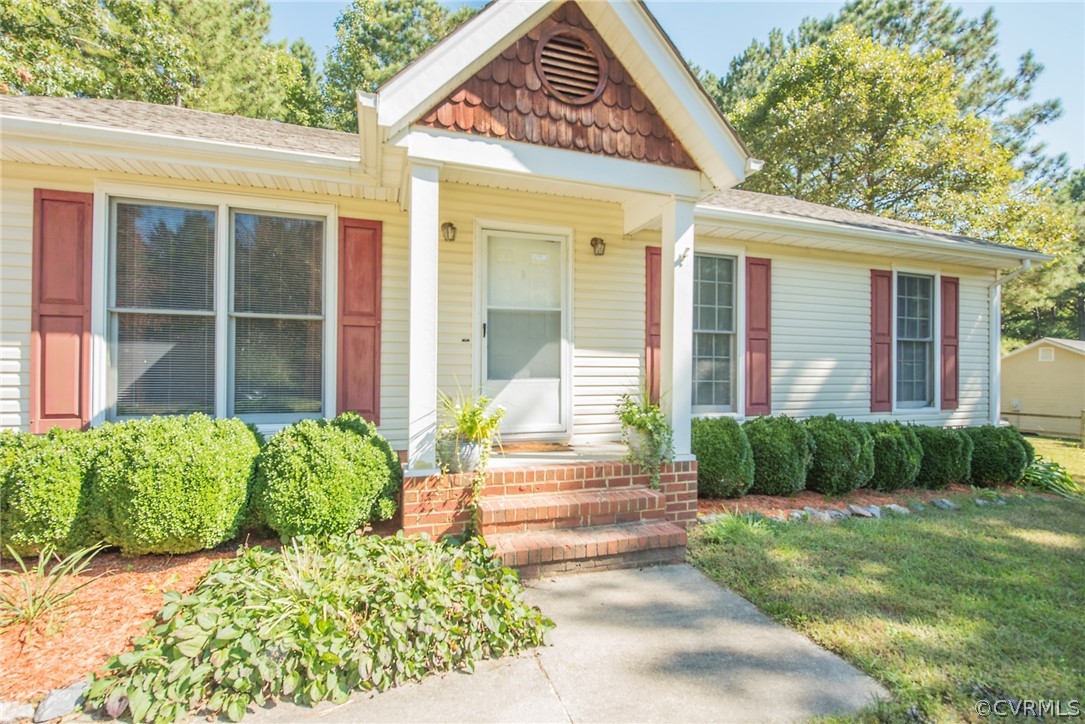 10017 Courthouse Road Dinwiddie, VA 23841 - Photo 45 of 48 Gallery Image 45