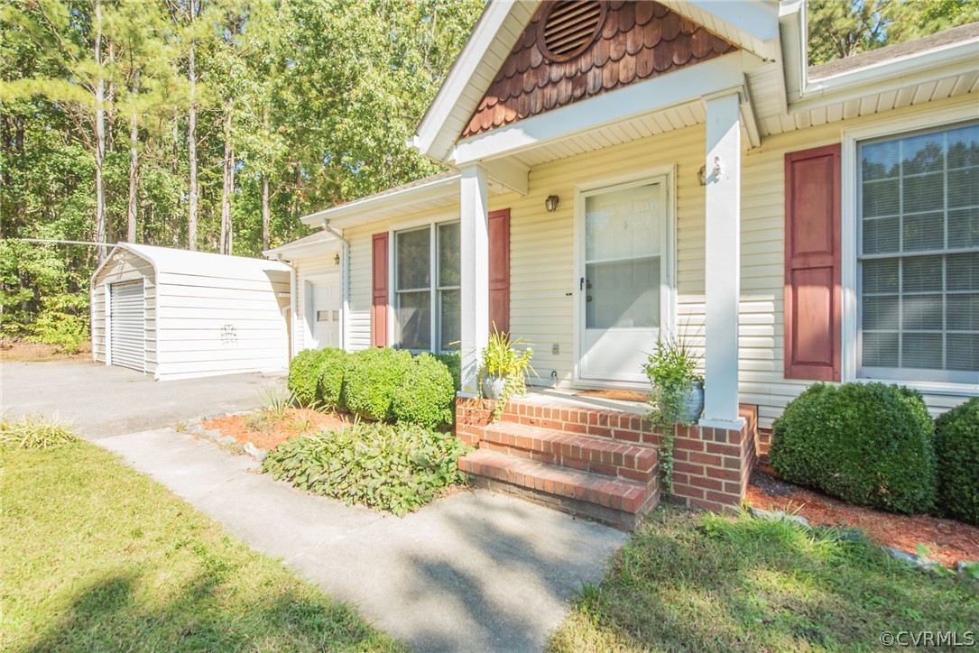 10017 Courthouse Road Dinwiddie, VA 23841 - Photo 46 of 48 Gallery Image 46