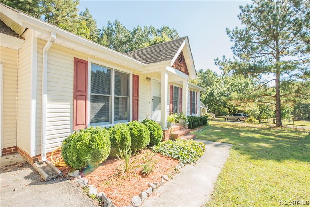 10017 Courthouse Road Dinwiddie, VA 23841 - Photo 47 of 48 Gallery Image 47