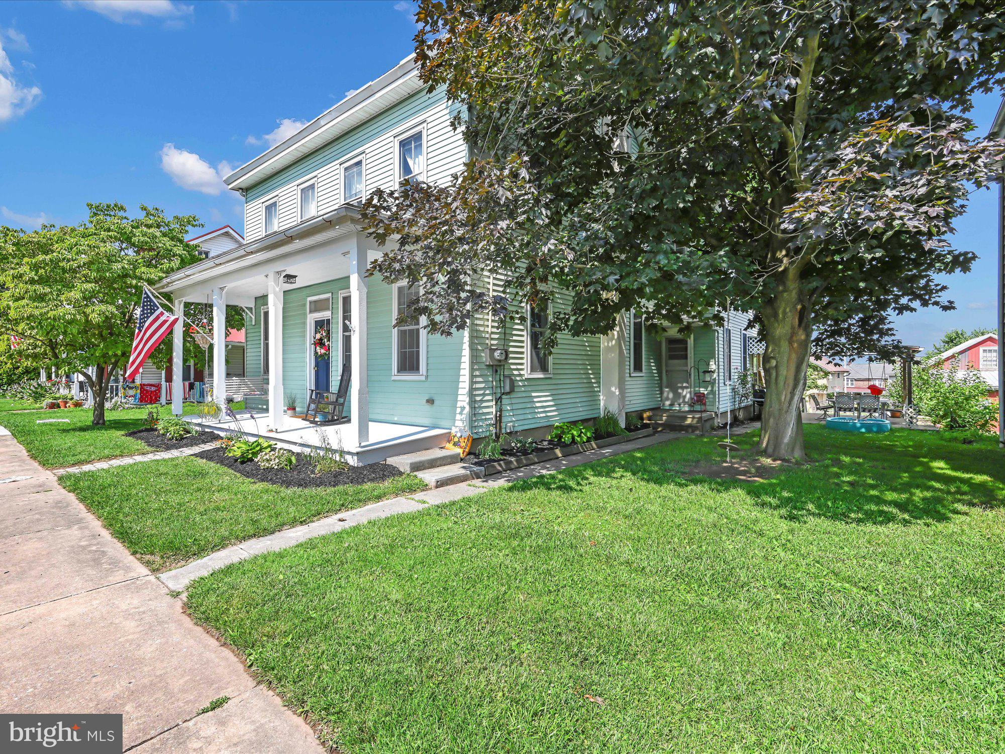 412 Maple Street Terre Hill, PA 17581 - Photo 2 of 28 V2