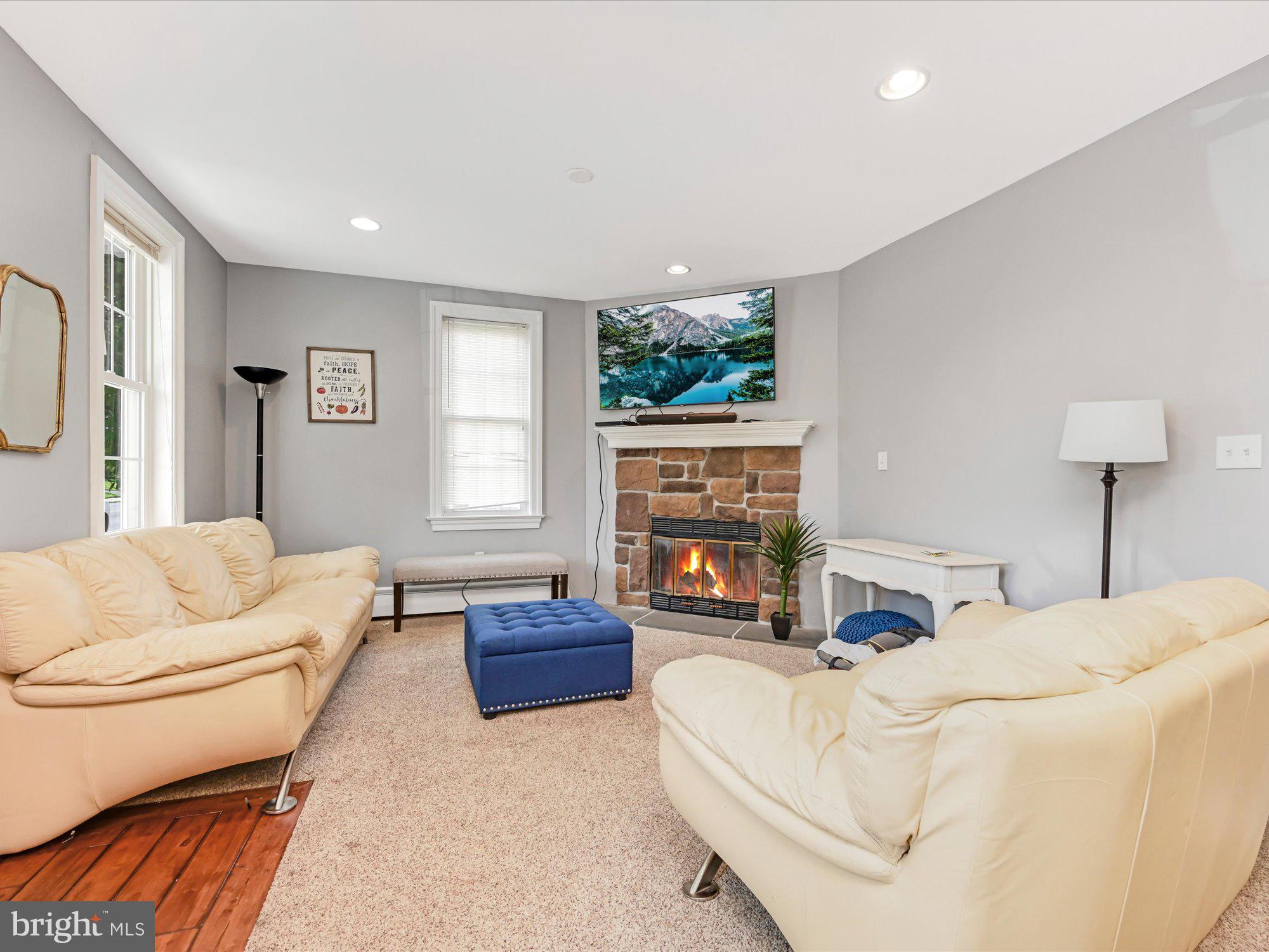 412 Maple Street Terre Hill, PA 17581 - Photo 4 of 28 Living Room
