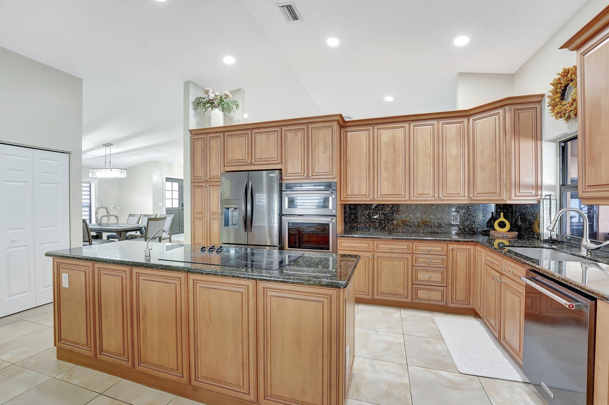 11660 Island Lakes Lane Boca Raton, FL 33498 - Photo 16 of 68 Kitchen Area