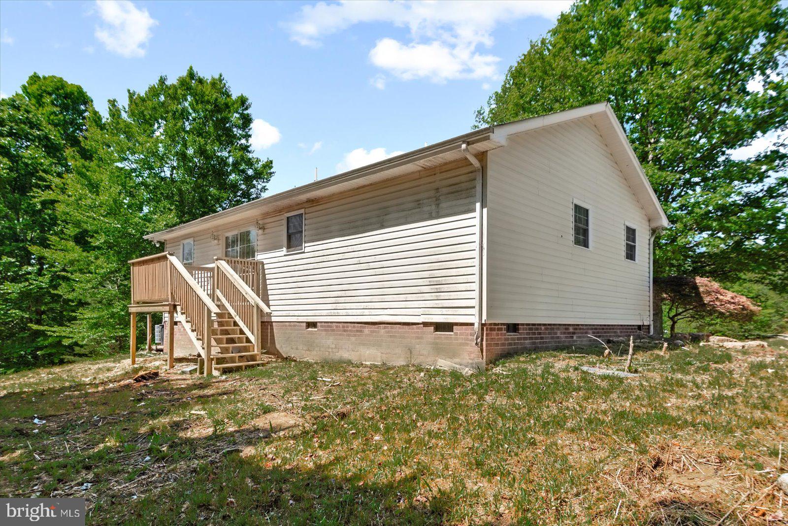 11024 Ladysmith Road Ruther Glen, VA 22546 - Photo 27 of 34 Rear