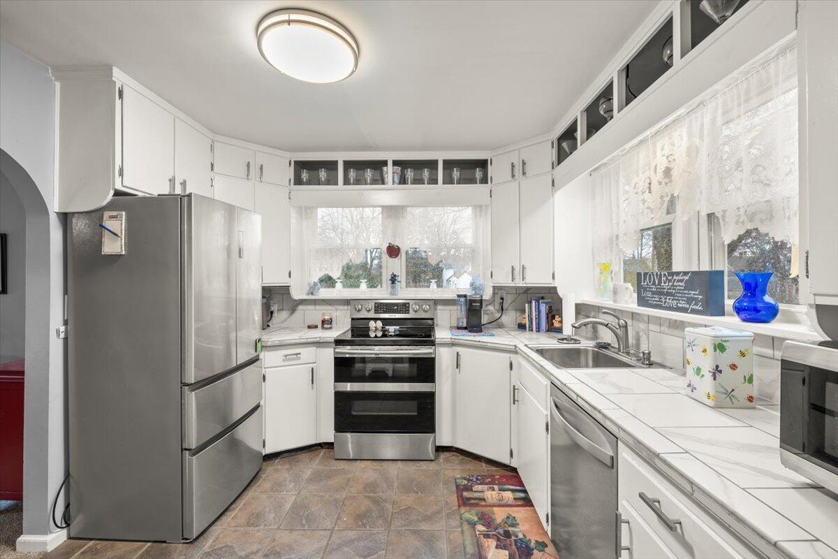 4670 Co Road Bellefontaine, OH 43311 - Photo 16 of 37 16-Kitchen