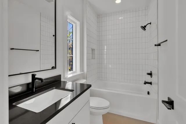 $1,029,000 | 605 A American Road, Nashville, TN 37209